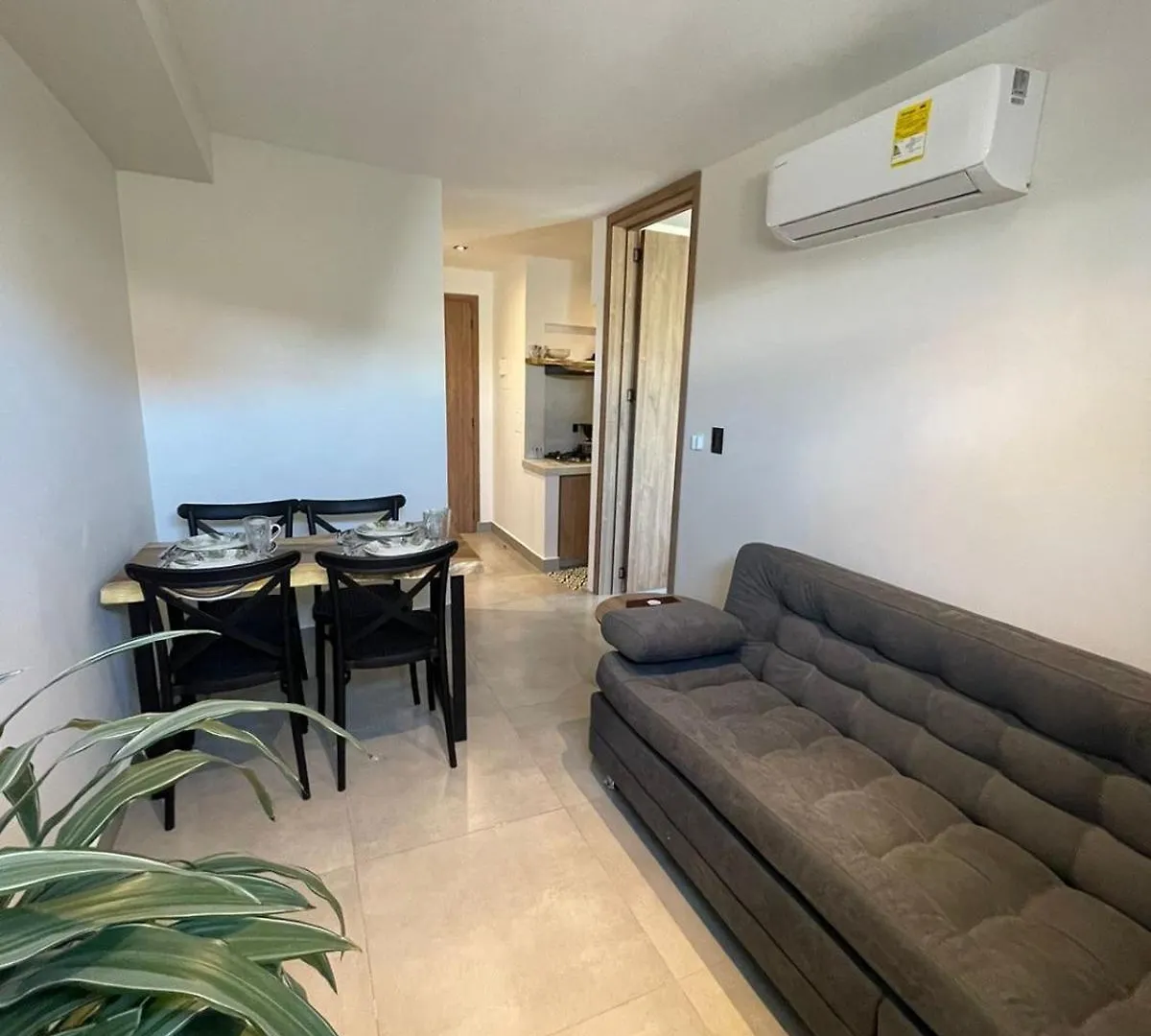 De La Cruz Studio Apartments Cartagena 0*,  Colombia