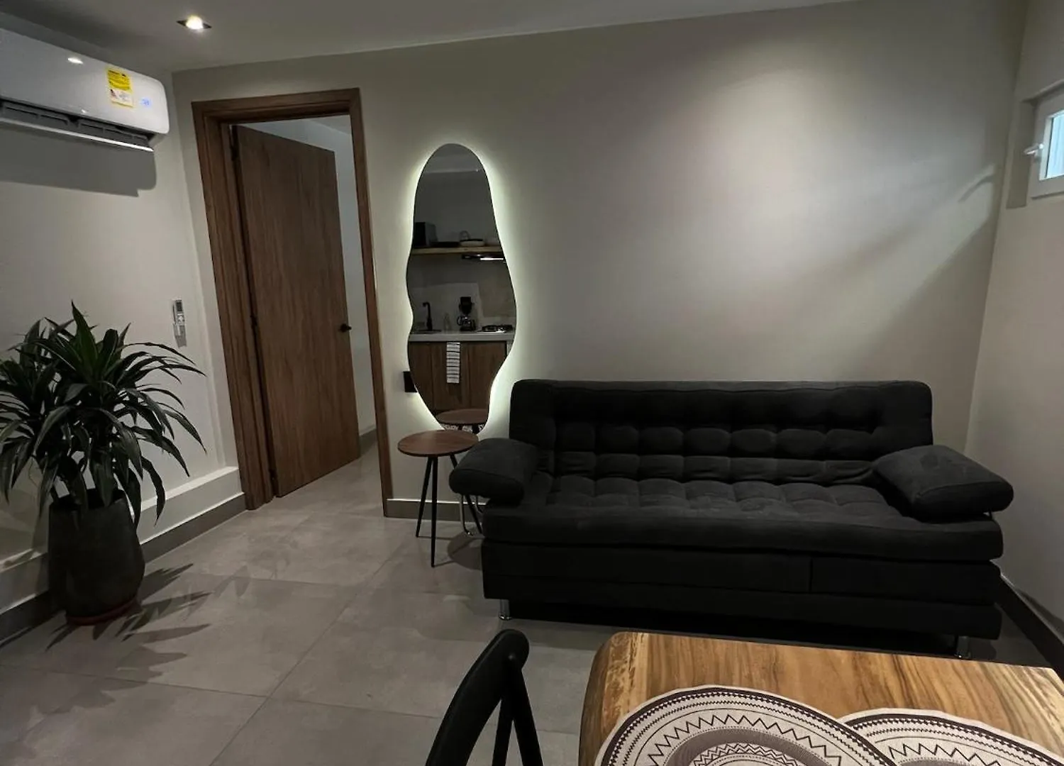 De La Cruz Studio Apartments Cartagena Aparthotel